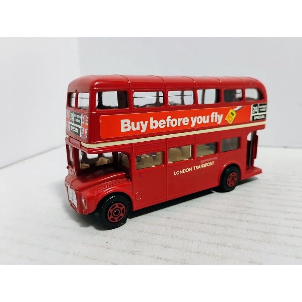 VTG CORGI 24 VICTORIA STREET SPECIAL LONDON TRANSPORT DIECAST DOUBLE DECKER BUS